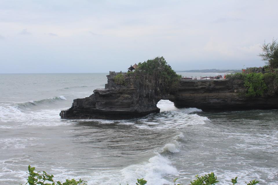 Tanah Lot temple Bali Indonesia sunset