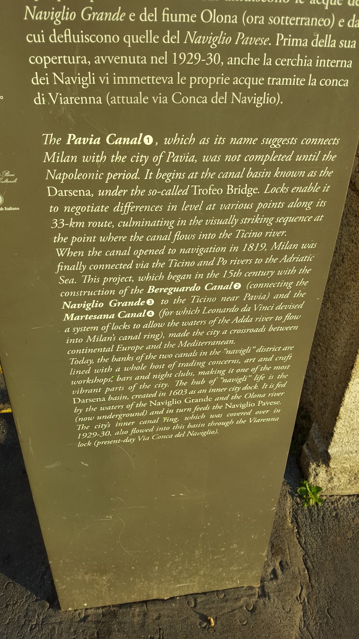 Details on the canals of Milan Navigli