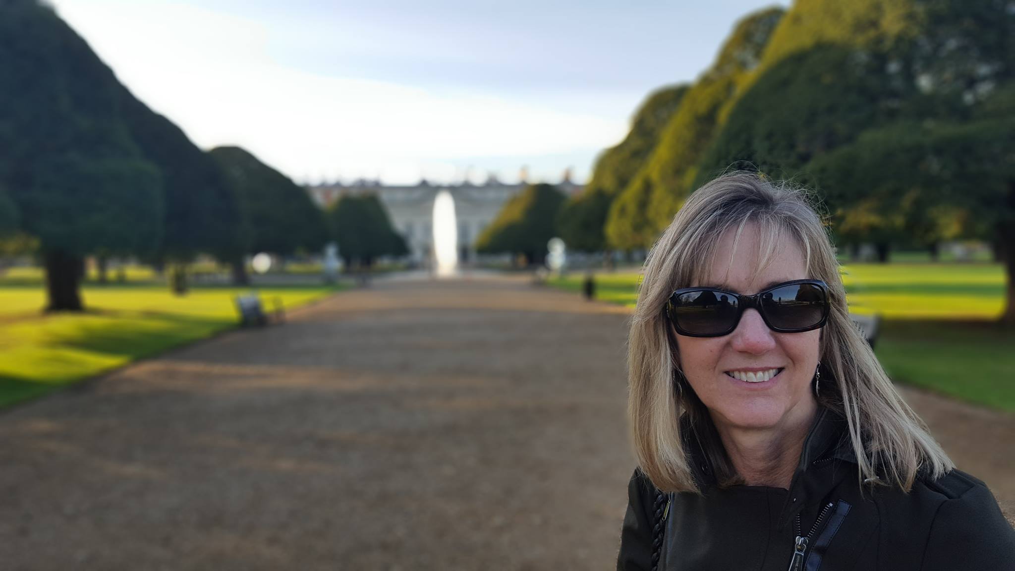 New camera tricks Samsung S6 Hampton Court Palace Sharon