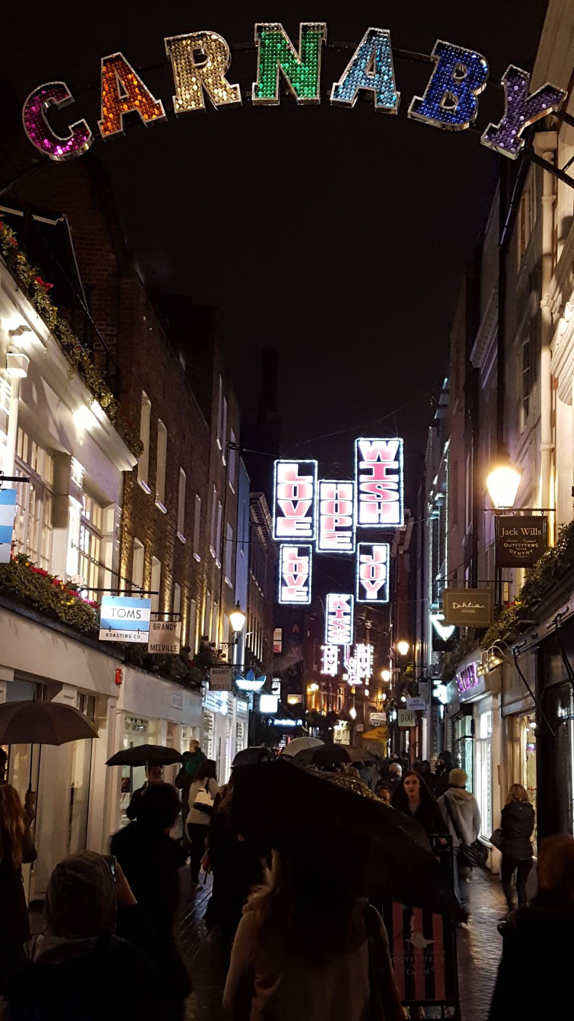 Entry into shopping area of Soho London November 2016