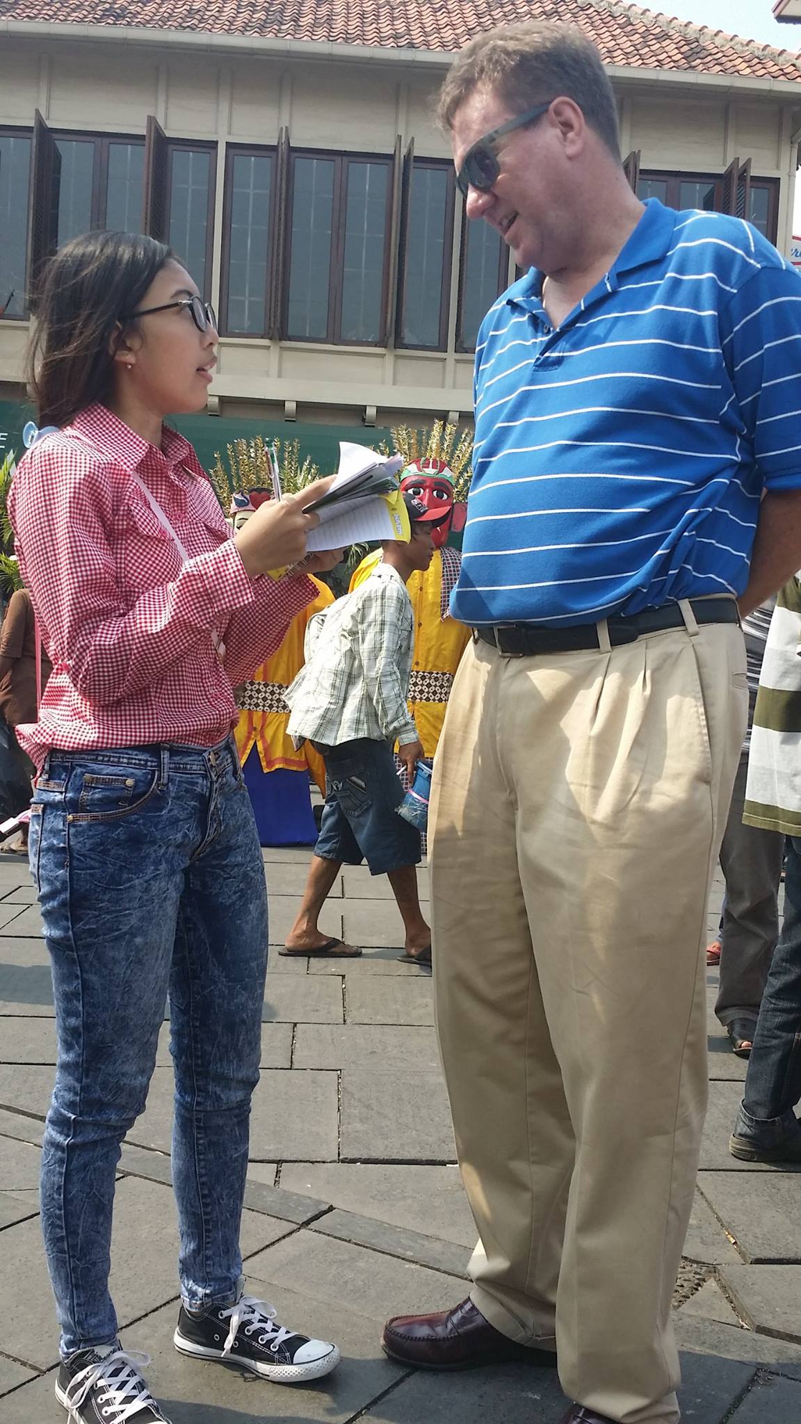 Middle school field trip English class project interview Jakarta Indonesia
