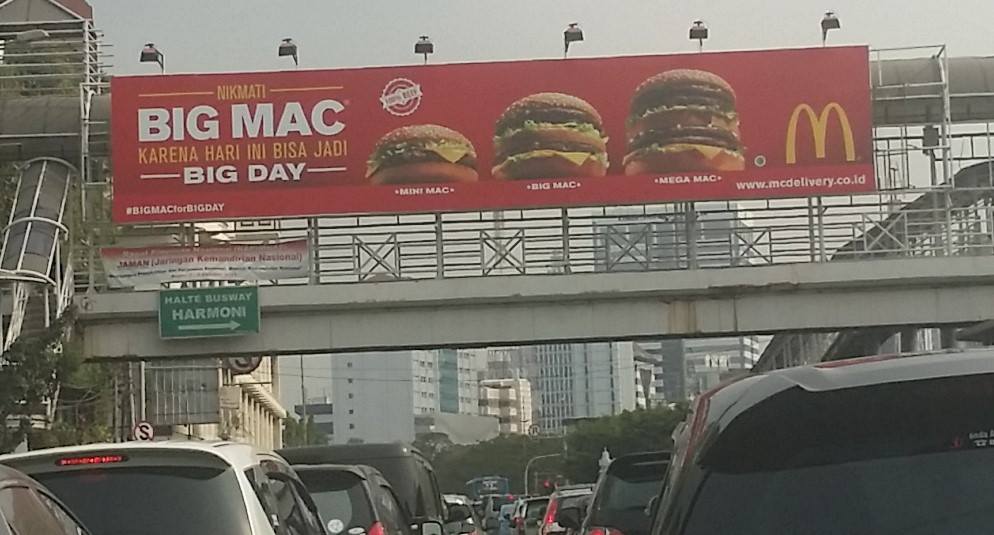 Mega Mac McDonalds Jakarta Indonesia traffic