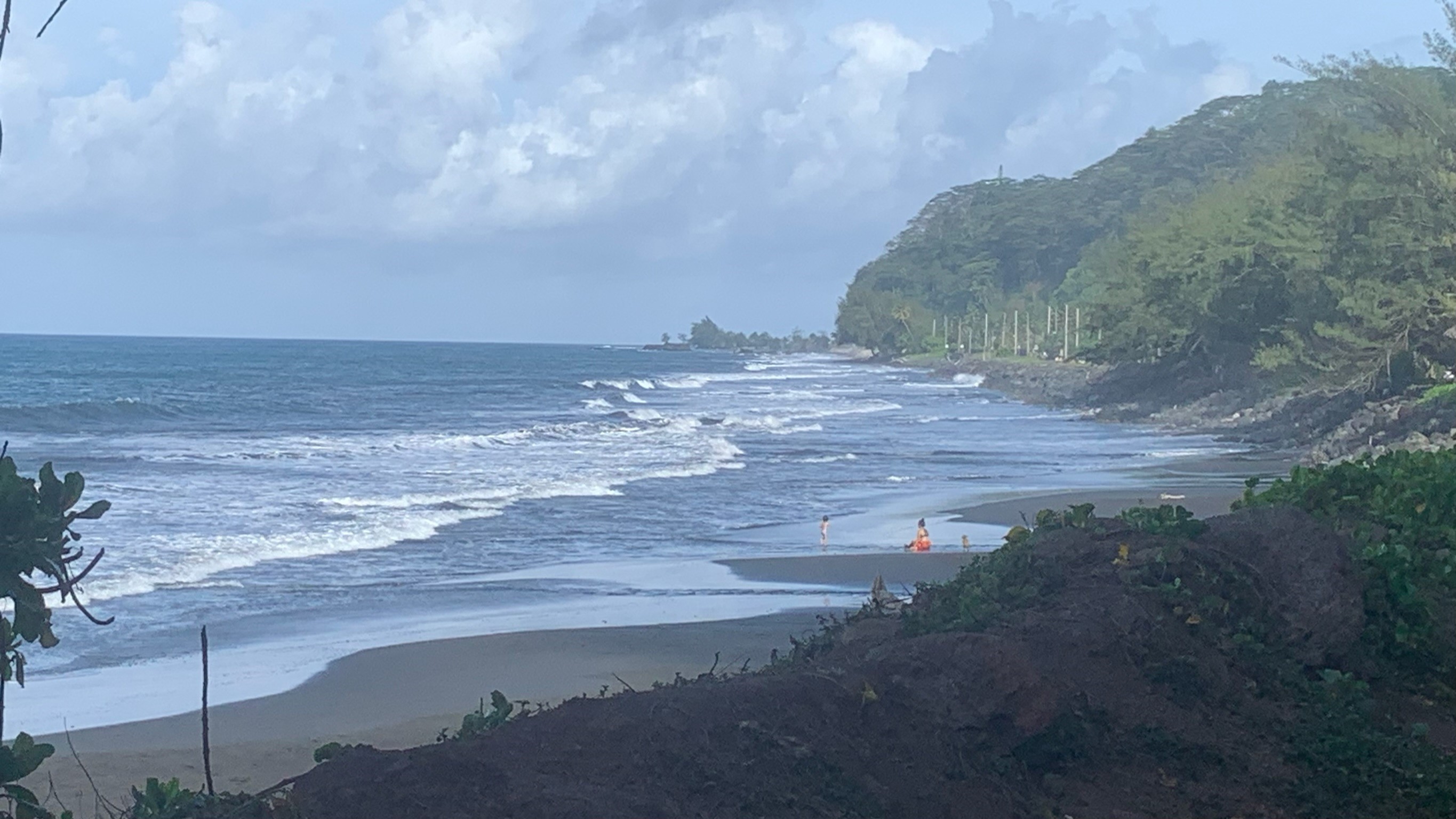 Baie de Papenoo Tahiti inland scenery