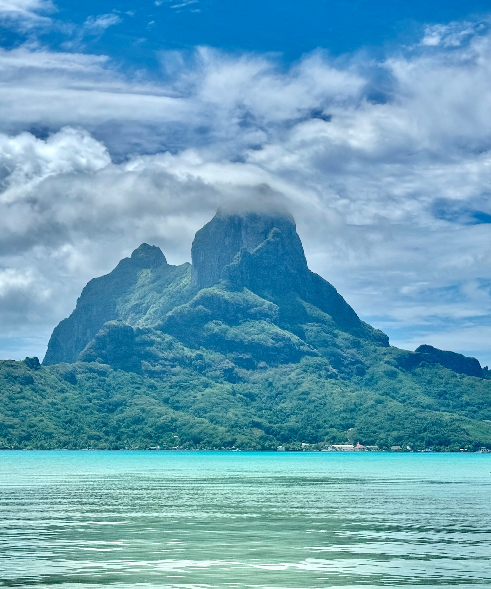 Last day Bora Bora lagoon AirBnb shore snorkel Matira Beach
