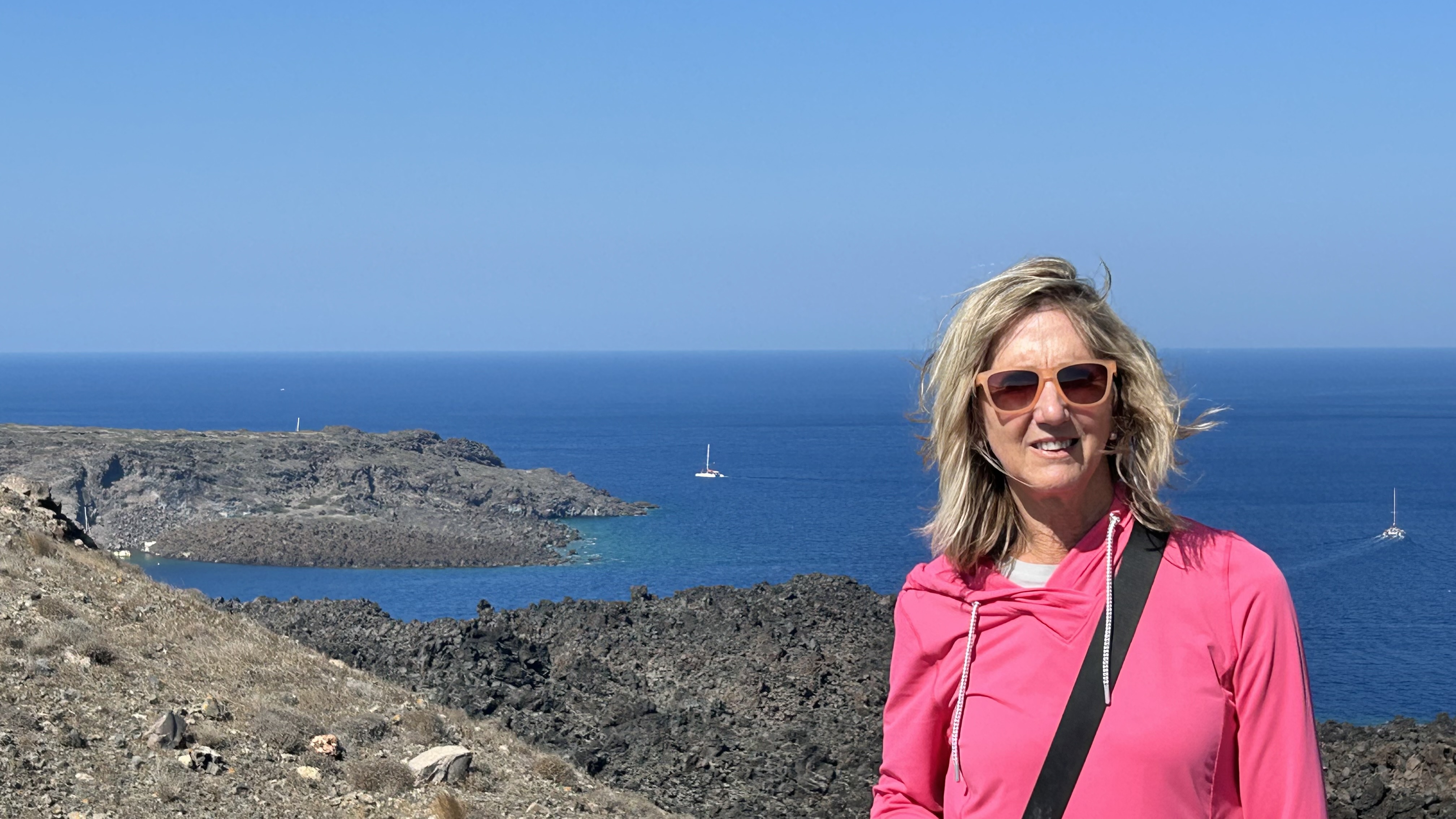 Nea Kameni caldera view